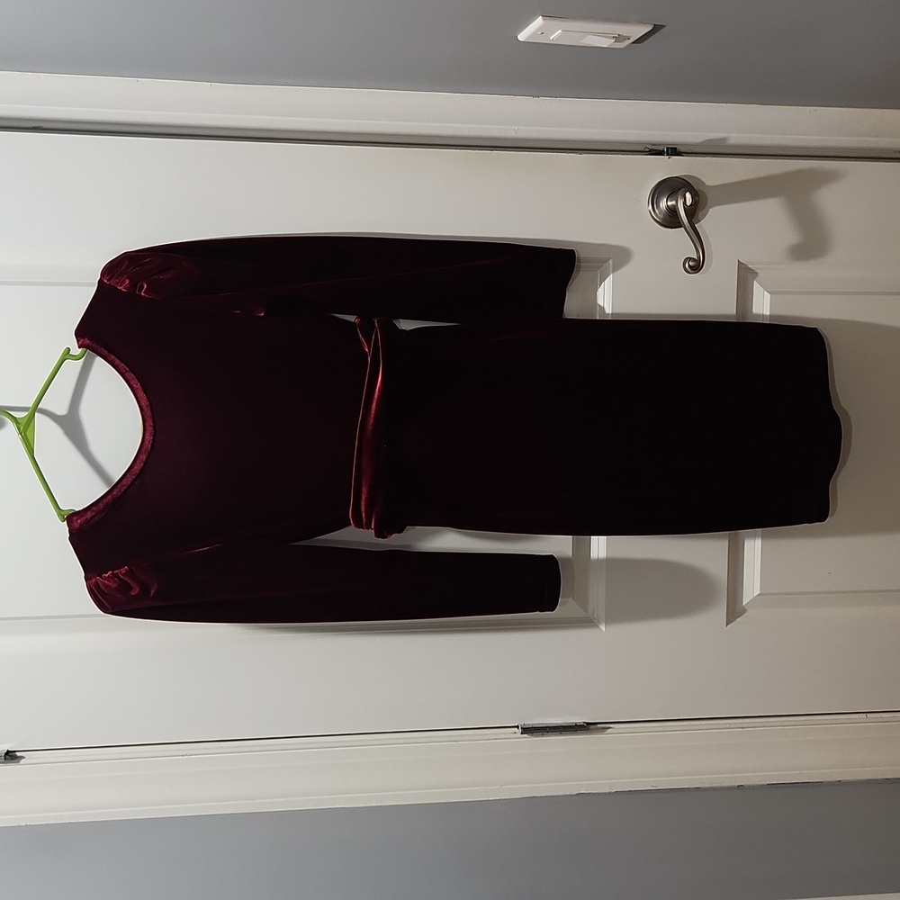 Mid length velvet dress